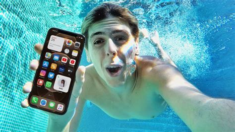 Is it OK to use iPhone underwater?